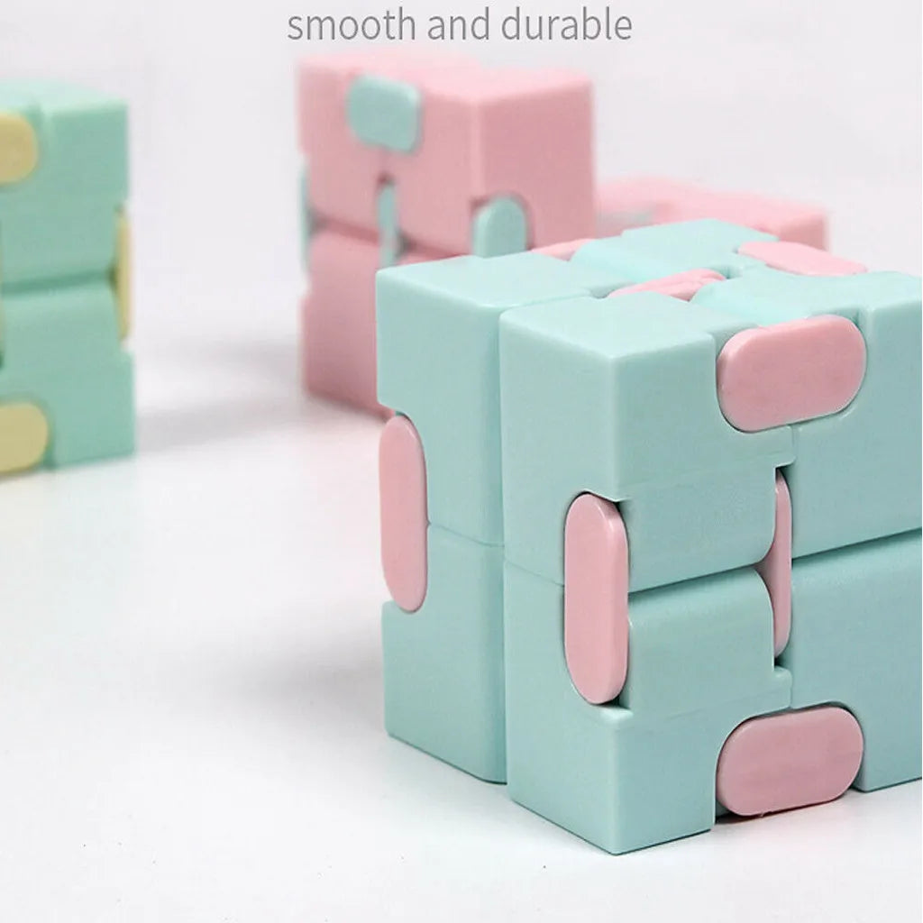 2x2 Puzzle Cube – Mini Infinity Magic Fidget Toy