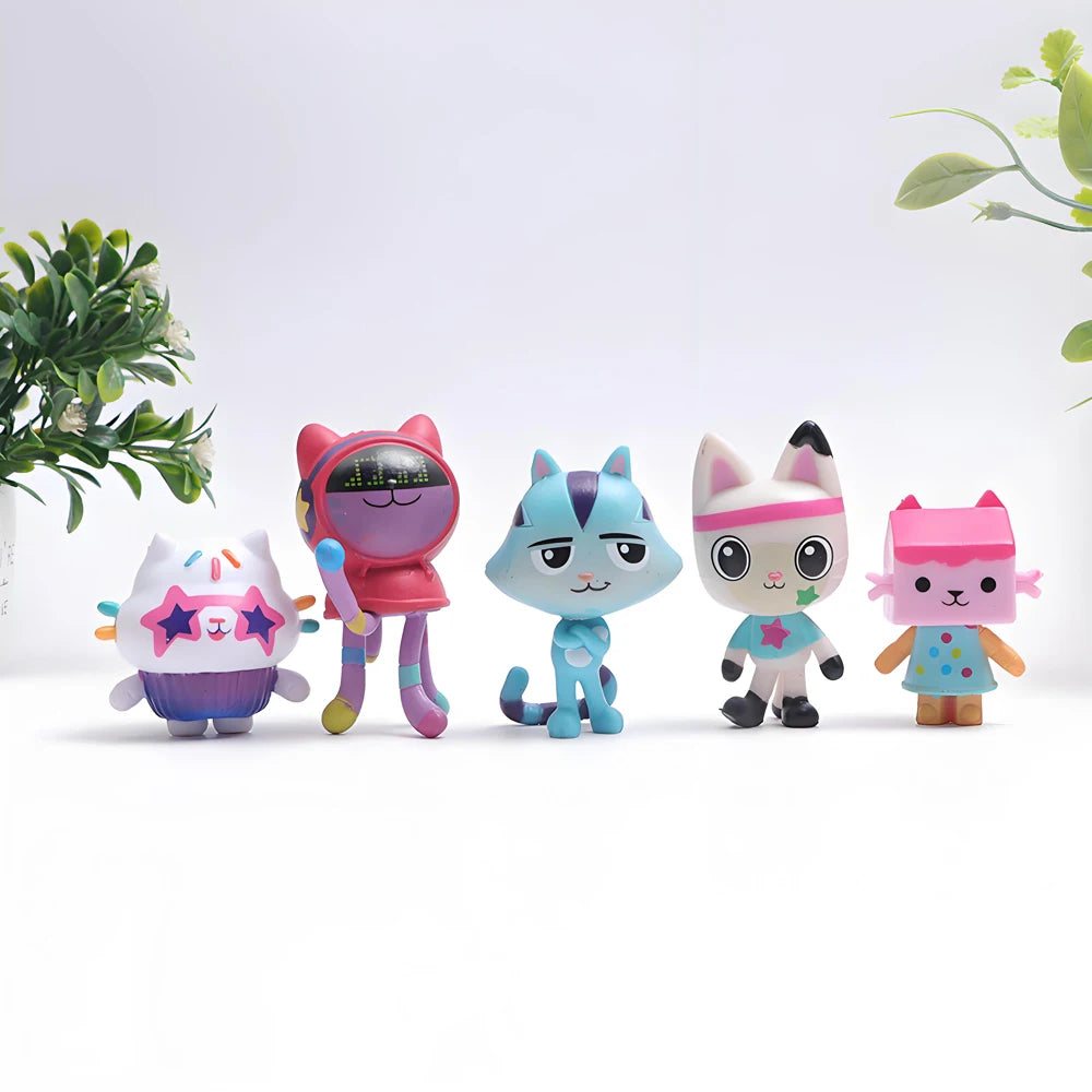 Anime Figure Set – 13-Piece Mini PVC Collectible Models