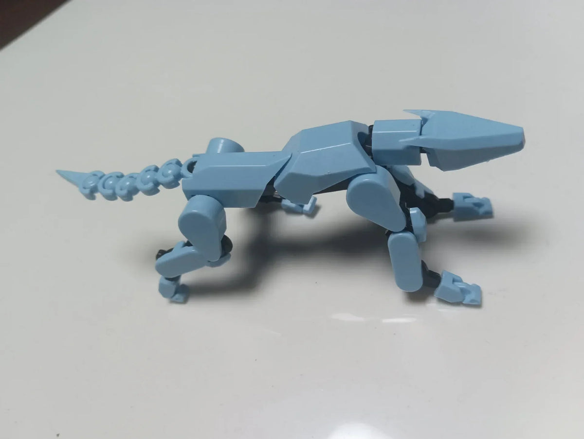 Action Figure – 14CM Movable Robot