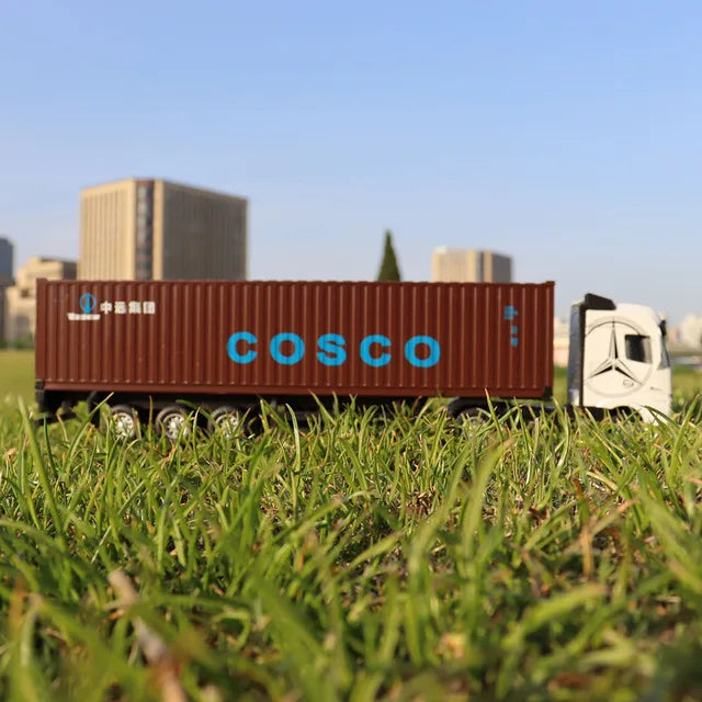 1/50 Simulation Large Truck Toy Car Model Alloy Diecast Transport Container Vehicle Car For Boy Gifts with Sound Light Pull Back