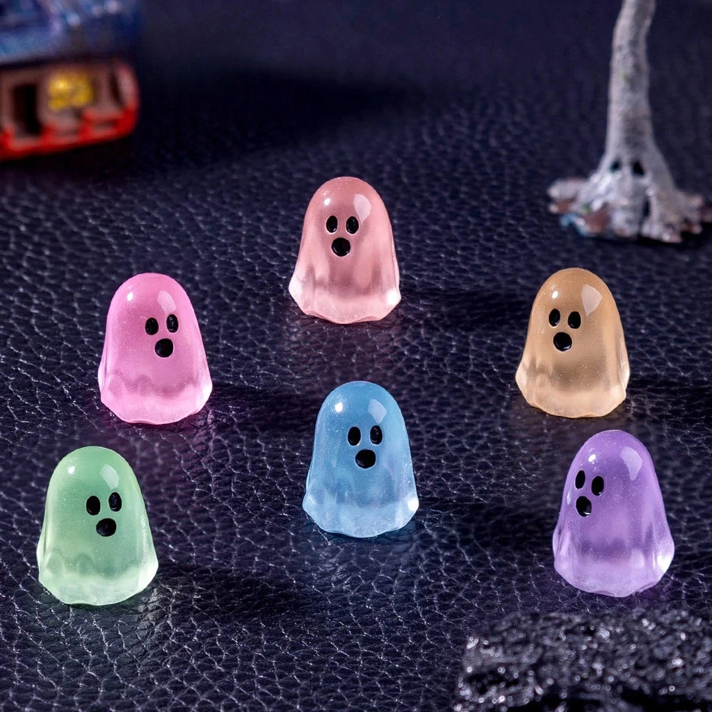 Luminous Ghost Figures – Glowing Mini Halloween Decorations