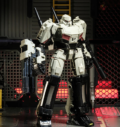 18cm Transforming Robot Action Figure Toy
