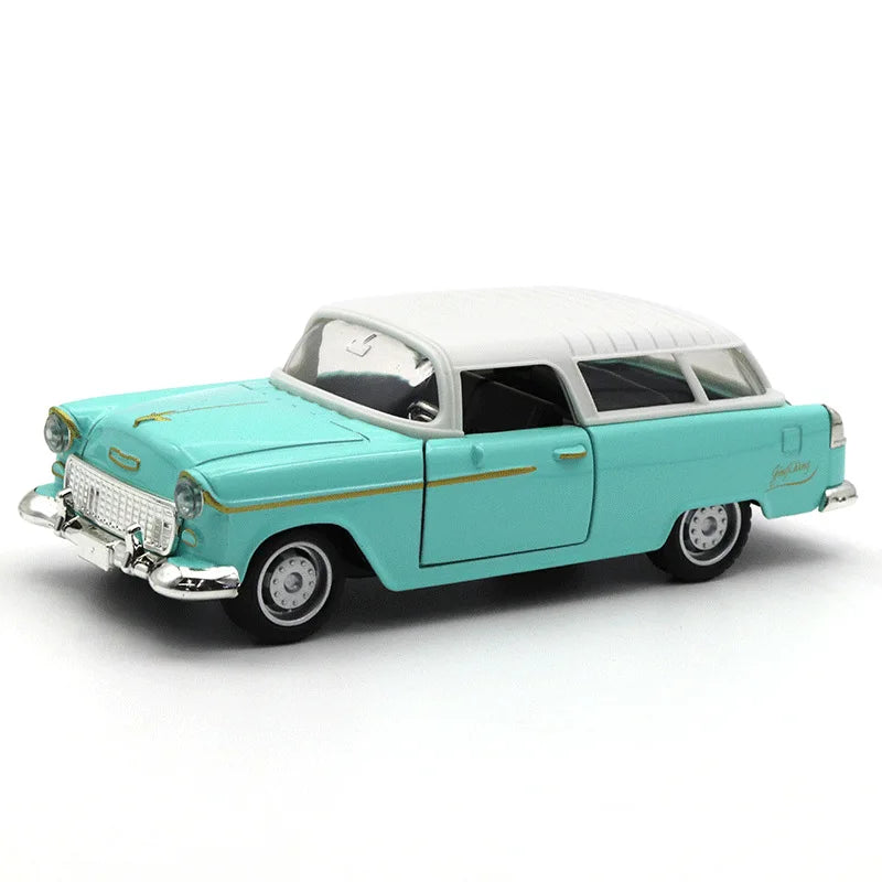 Diecast Classic Car – 1:32 Metal Toy
