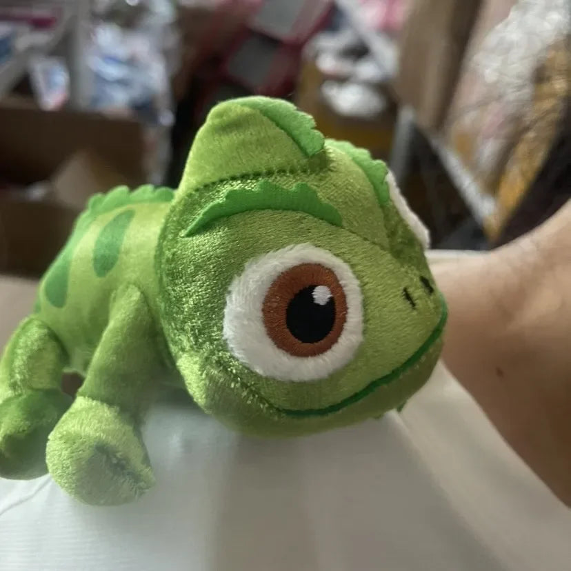 16cm Chameleon Plush Toy – Magnetic Shoulder Kawaii Stuffed Animal