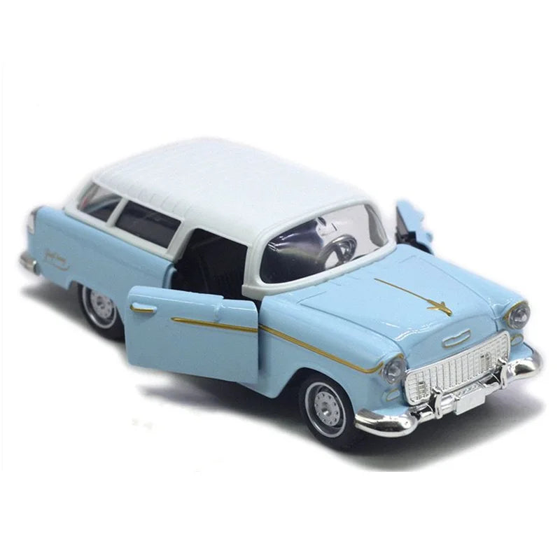 Diecast Classic Car – 1:32 Metal Toy