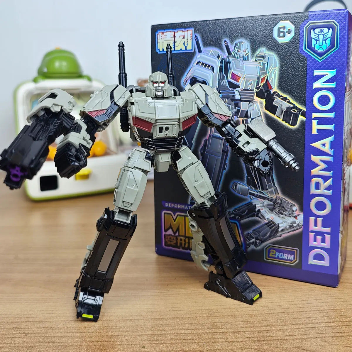 18cm Transforming Robot Action Figure Toy