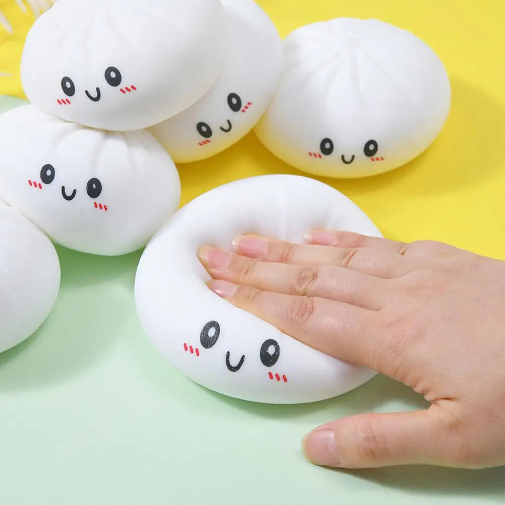 Dumpling Squishy Toy – Bao Bun Squeeze Fidget with Steamer