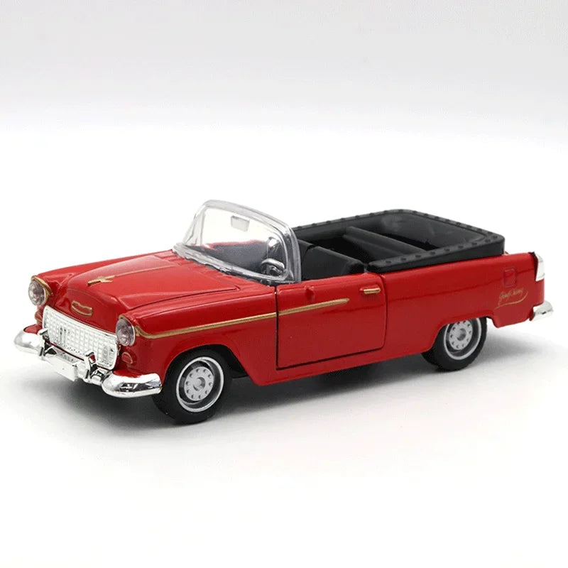 Diecast Classic Car – 1:32 Metal Toy