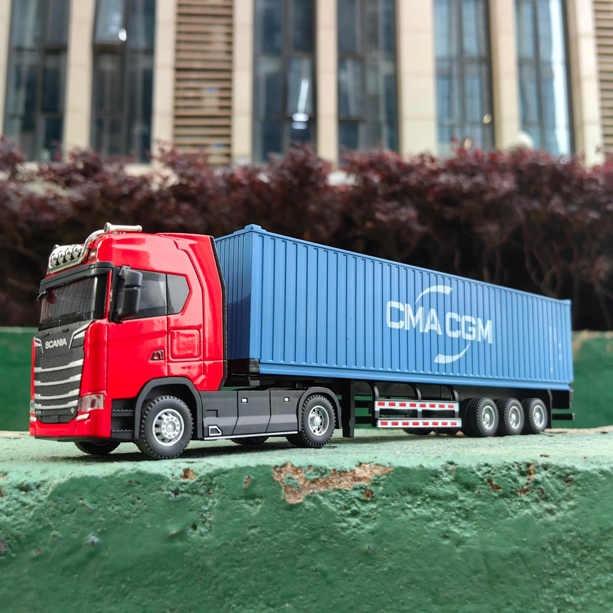 1/50 Simulation Large Truck Toy Car Model Alloy Diecast Transport Container Vehicle Car For Boy Gifts with Sound Light Pull Back