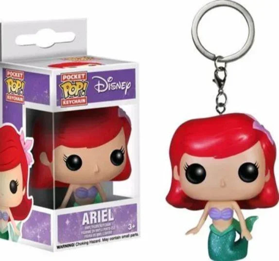 Superhero Keychain Figure – 4cm Vinyl Collectible Toy