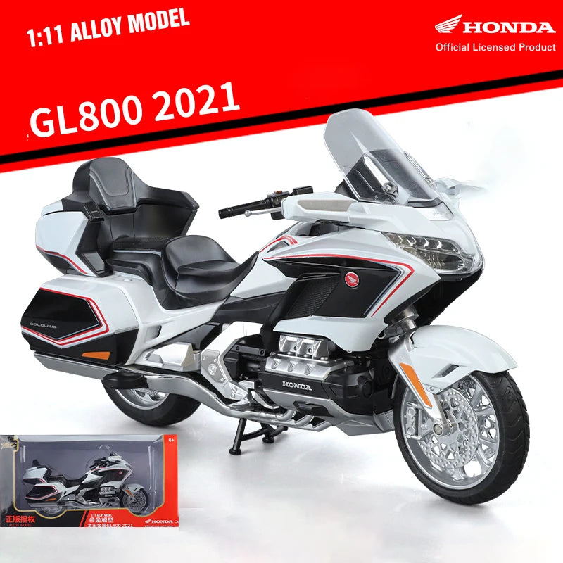 1:11 Diecast Motorcycle – Alloy Model with Sound & Light