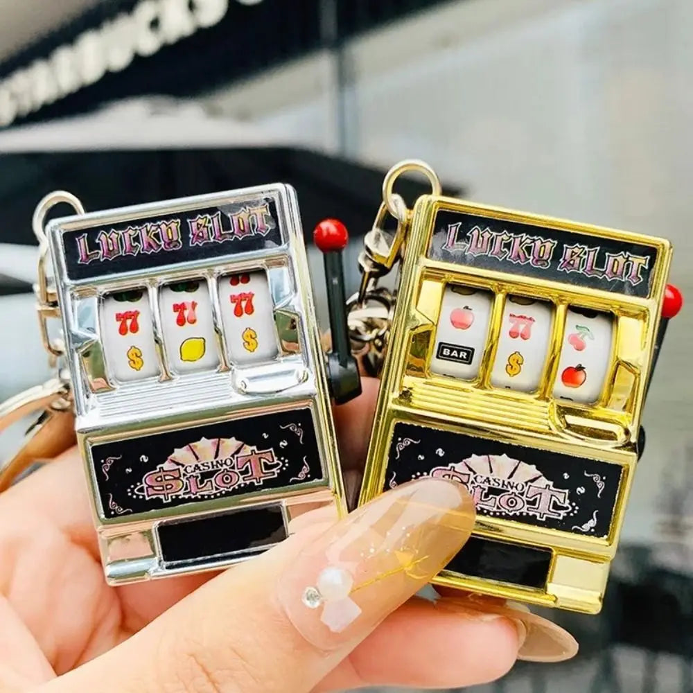 Mini Arcade Keychain – Pocket Fidget Game Toy