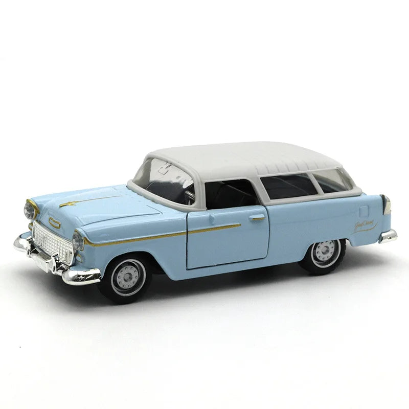Diecast Classic Car – 1:32 Metal Toy