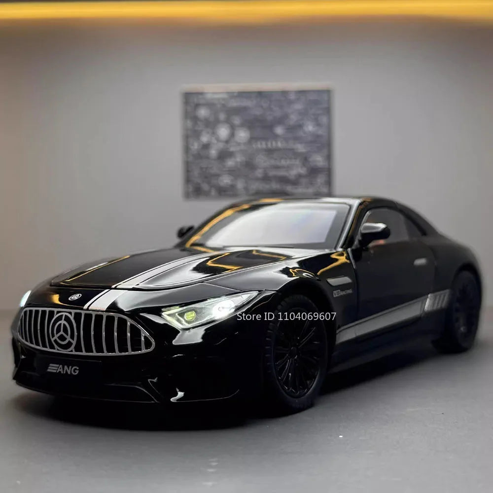 1:22 Diecast Model Car – Alloy Pull Back Sound & Light