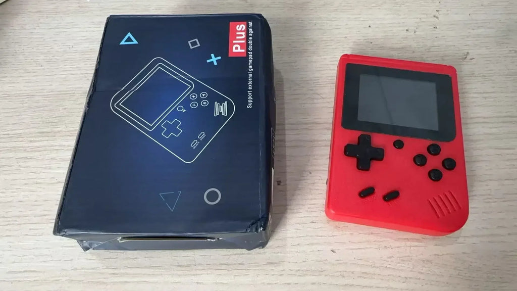 A Red Retro Classic Games Children's Handheld Small Game Console With 400 Games, Rechargeable