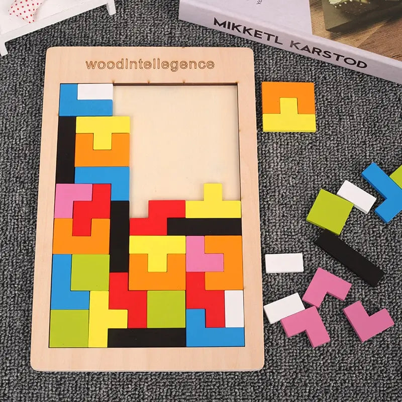 Wooden Puzzle – Tangram Brain Teaser