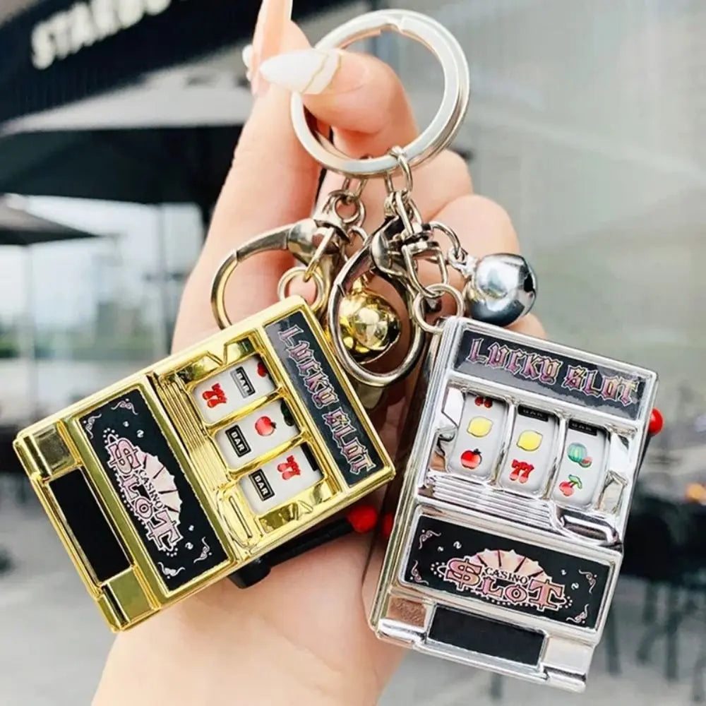 Mini Arcade Keychain – Pocket Fidget Game Toy
