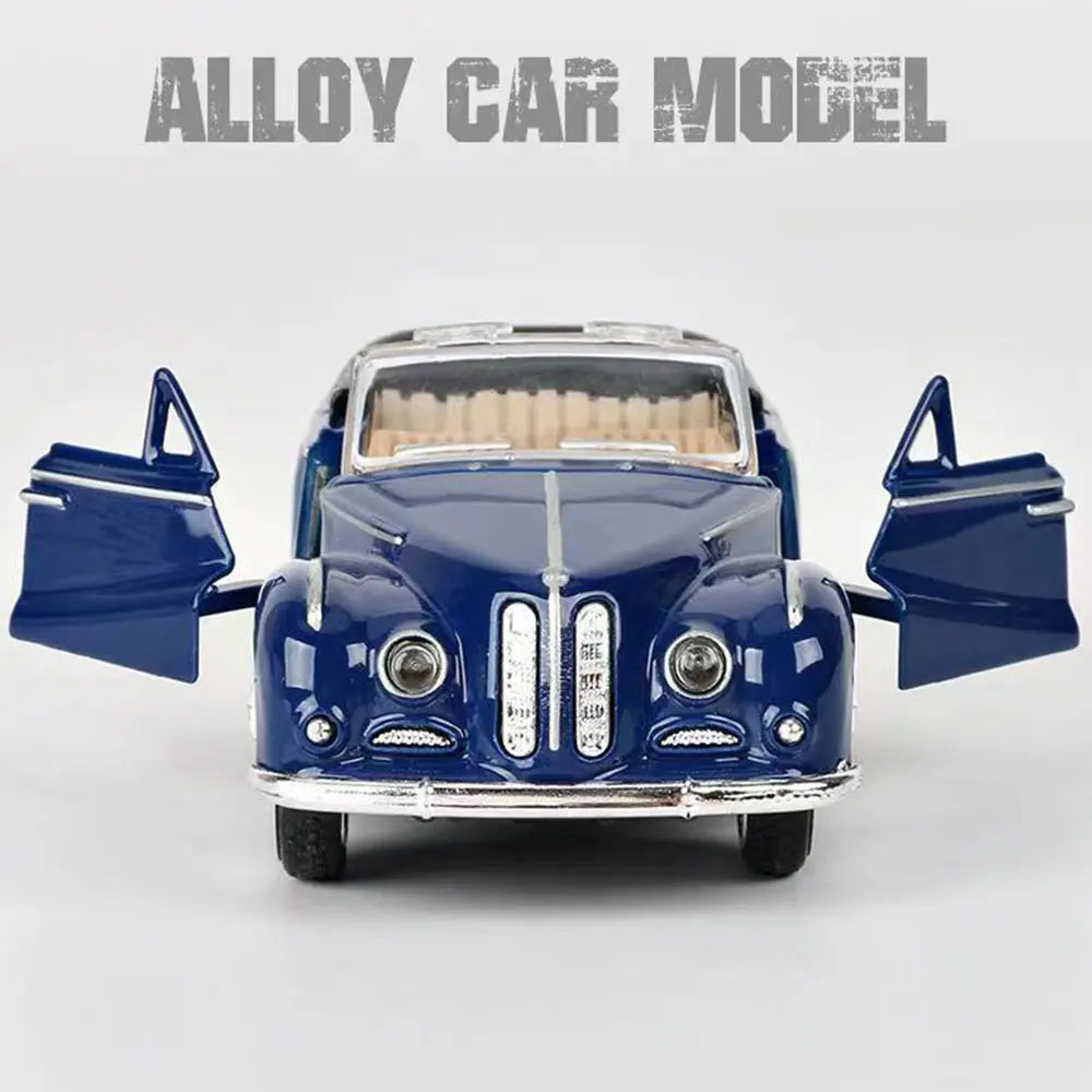 1:32 Diecast Car – Vintage Pull Back Miniature Vehicle
